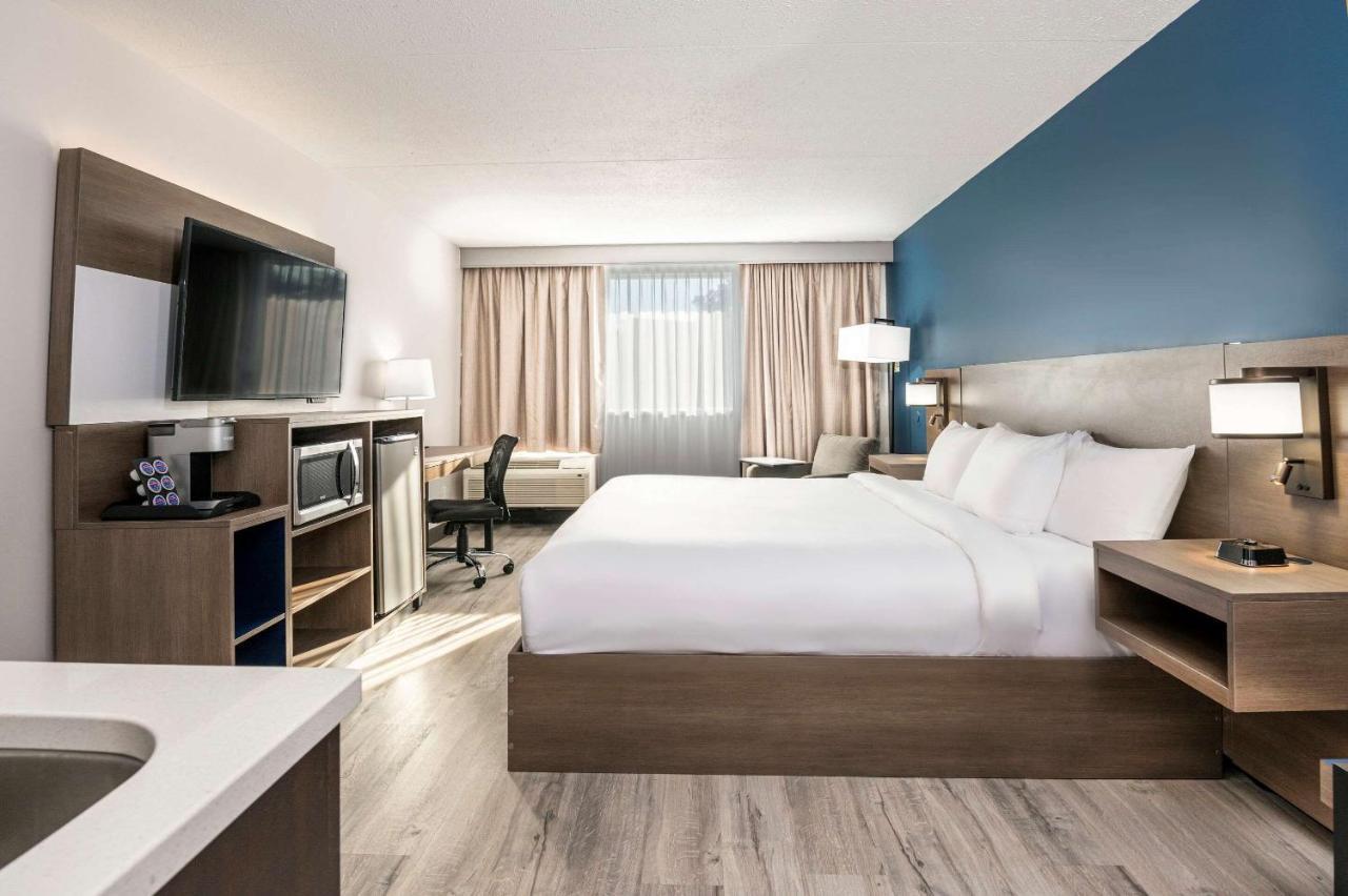 Comfort Suites Kingston Central Dış mekan fotoğraf