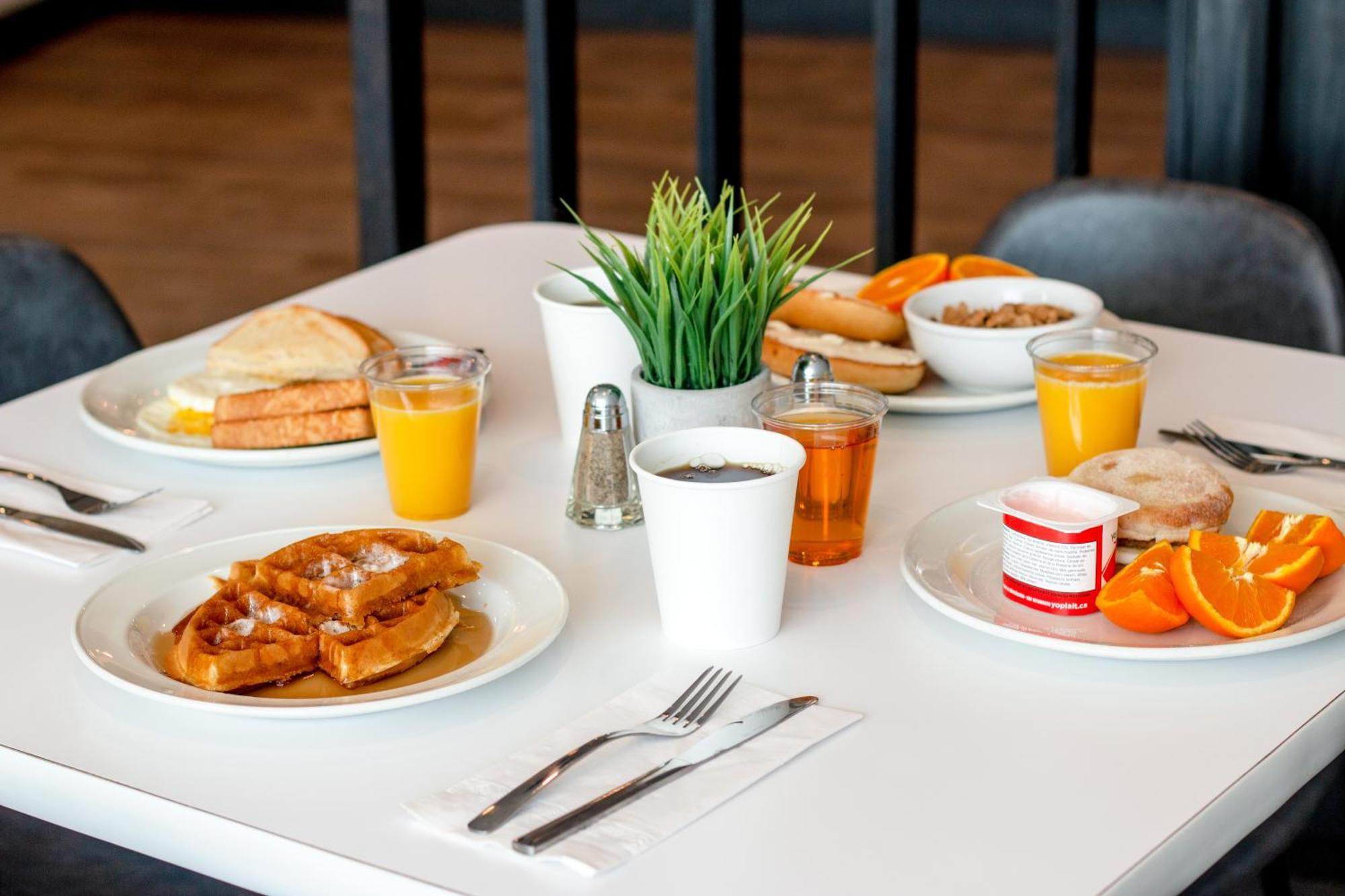 Comfort Suites Kingston Central Dış mekan fotoğraf